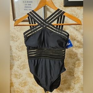 HILOR SMALL(4-6) BLACK SWIMSUIT